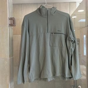 Patagonia 1/4 insulated shirt